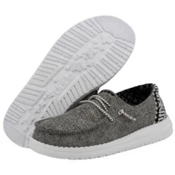 Wendy Youth Chambray - Onyx 10 Wendy Youth Chambray - Onyx -Heydude Store 130124203 WENDY YOUTH CHAMBRAY ONYX LEFT 3