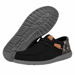 Wally Funk Oasis - Black 10 Wally Funk Oasis - Black -Heydude Store FW23 M 40397 001 WALLY FUNK OASIS BLACK LEFT PAIROUTSOLE